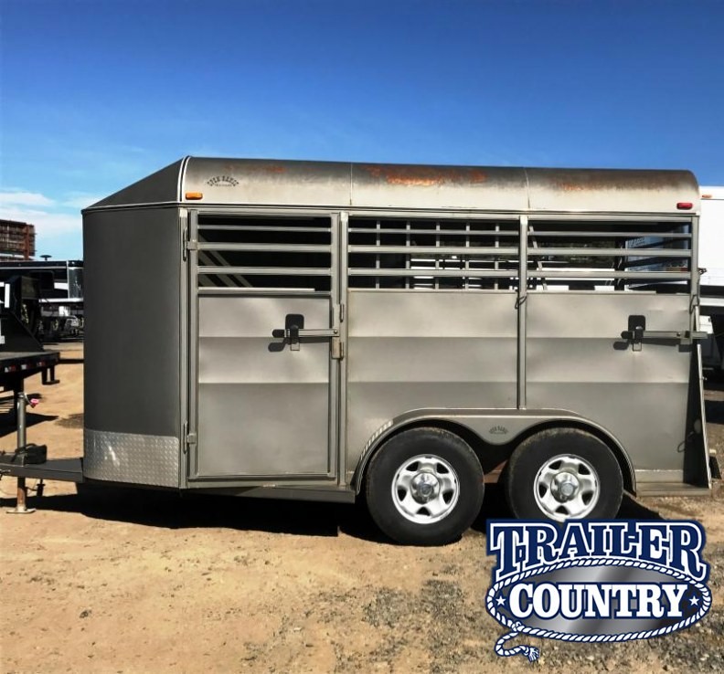 2010 Open Range Trailers 2 HORSE SLANT BUMPER PULL WITH FRONT TACK Horse Trailer 2010 Open Range Trailers 2 HORSE SLANT BUMPER PULL WITH FRONT TACK Horse Trailer