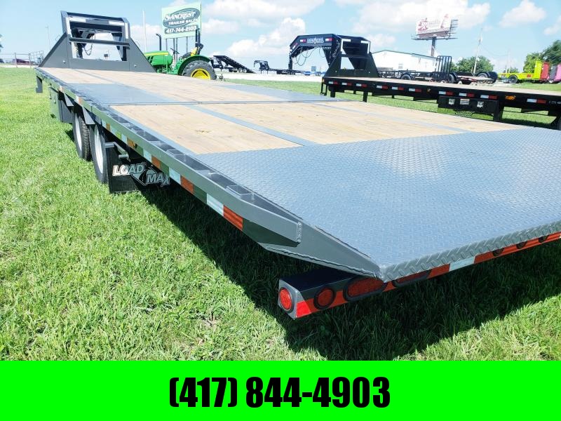 2019 Load Trail 102" x 32' Tandem Low-Pro Gooseneck w/Hyd. Dove 2019 Load Trail 102" x 32' Tandem Low-Pro Gooseneck w/Hyd. Dove