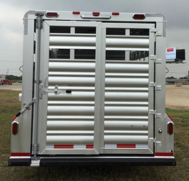 Stock / Combo Trailers Horse Trailers and Living Quarter Trailers for