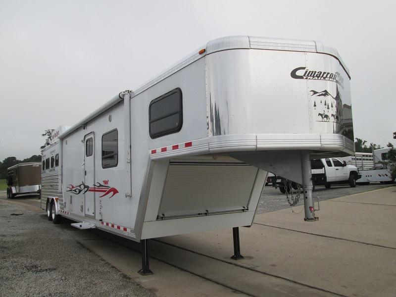 Used Cimarron Horse trailers for sale in TX