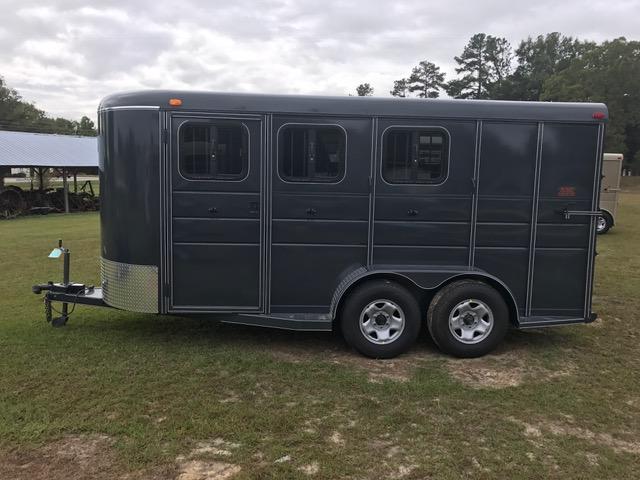 2018 Calico 3 Horse Slant Load Horse Trailer w/ Drop Down Windows 2018 Calico 3 Horse Slant Load Horse Trailer w/ Drop Down Windows
