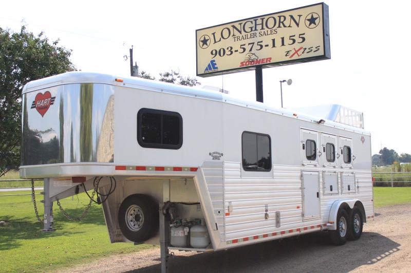 2008 Hart Reduced! 3 Horse 8' Shortwall with Generator 2008 Hart Reduced! 3 Horse 8' Shortwall with Generator