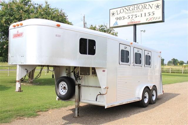 1995 Sooner 3 Horse with Front Tack 1995 Sooner 3 Horse with Front Tack