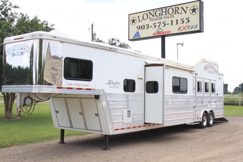 2007 Bloomer 4 Horse 16' LQ 2007 Bloomer 4 Horse 16' LQ