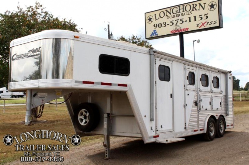 2005 Cimarron 3 Horse 8 Wide With Mangers *Trainer Style* 2005 Cimarron 3 Horse 8 Wide With Mangers *Trainer Style*
