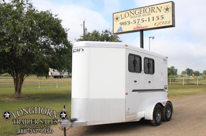 2014 CM 2 Horse with Front and Rear Tack 2014 CM 2 Horse with Front and Rear Tack