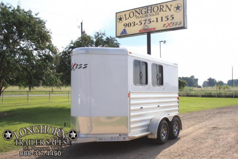 2016 Exiss 2 Horse with Front Tack 2016 Exiss 2 Horse with Front Tack