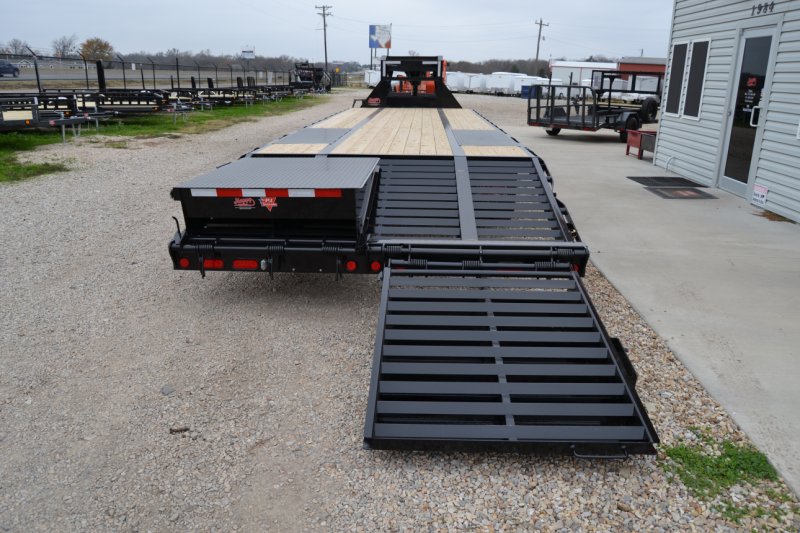 2017 PJ Trailers Gooseneck Lo Pro w/Monster Ramps 102"x32' Happy