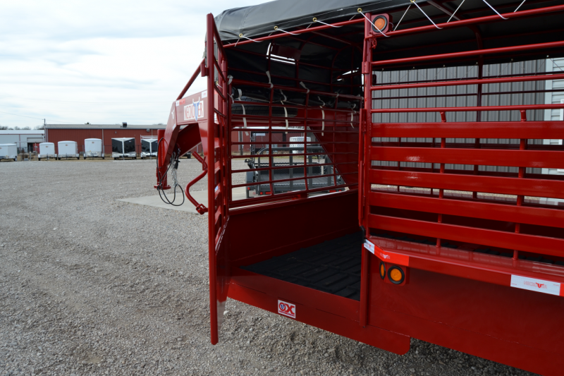 2017 Neckover 6'8"x32' Triple Axle Livestock Trailer Happy Trailer