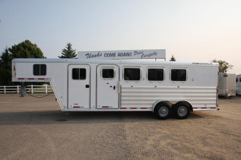2018 Featherlite 4HR GN 52 DR Horse Trailer 2018 Featherlite 4HR GN 52 DR Horse Trailer