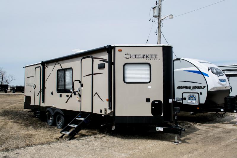 2019 Cherokee Limited 234VFK Travel Trailer 2019 Cherokee Limited 234VFK Travel Trailer