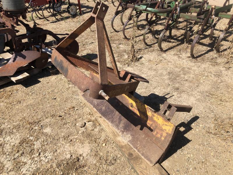 Yellow 4' 3 Point Blade Yellow 4' 3 Point Blade