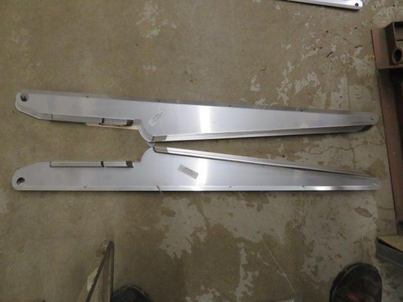 New Stainless Steel Wear Strips - 90 Series JD Cornhead Snout New Stainless Steel Wear Strips - 90 Series JD Cornhead Snout