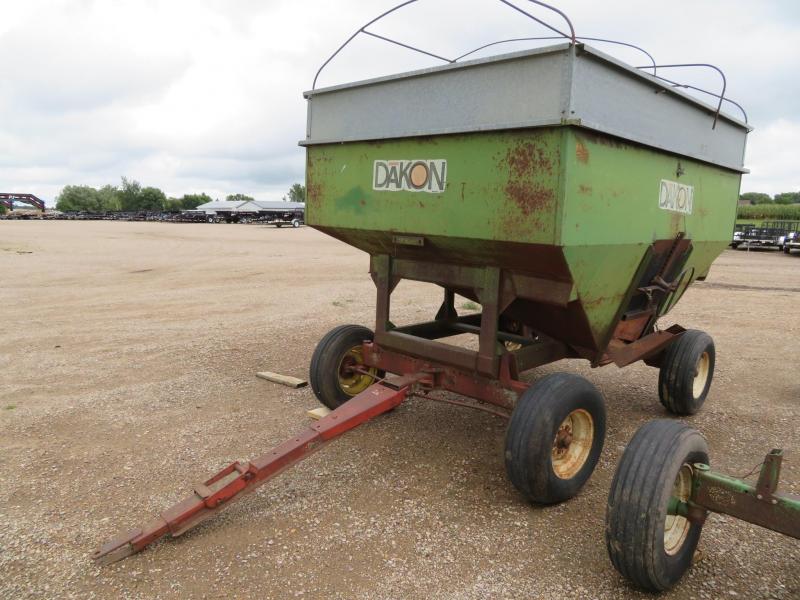Dakon 1010 Gravity Wagon with Running Gear Dakon 1010 Gravity Wagon with Running Gear