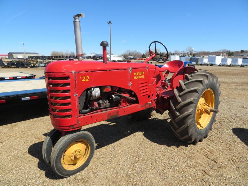 1951 Massey Harris 22 Tractor 1951 Massey Harris 22 Tractor