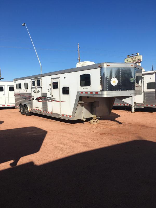 2006 Dream Coach Trailers LLC 2 PLUS 1 GOOSENECK Horse Trailer 2006 Dream Coach Trailers LLC 2 PLUS 1 GOOSENECK Horse Trailer