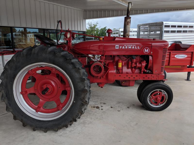 2020 McCormick Farmall Tractor 2020 McCormick Farmall Tractor
