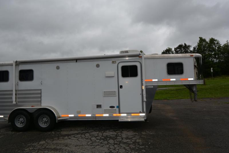 2013 Exiss 2 HORSE WITH 8' LIVING QUARTERS 2013 Exiss 2 HORSE WITH 8' LIVING QUARTERS
