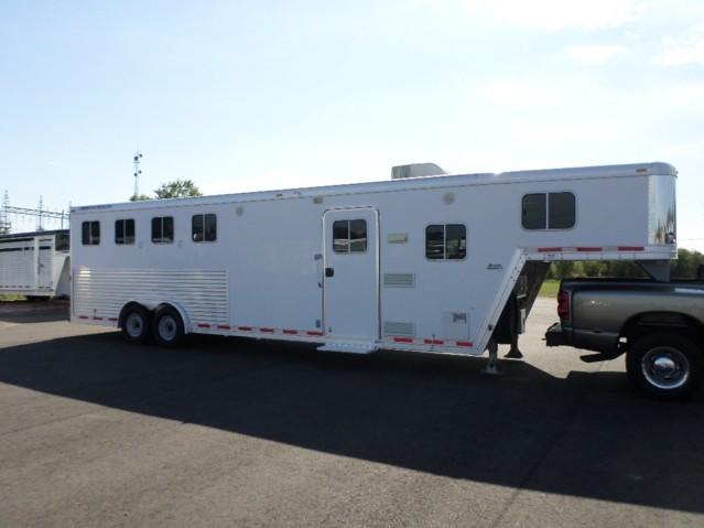 2007 Featherlite 8581 4 Horse 2007 Featherlite 8581 4 Horse
