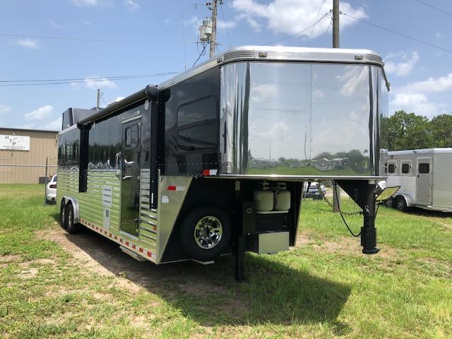2014 Sundowner Trailers 8 wide 3 horse w/11' Horse Trailer 2014 Sundowner Trailers 8 wide 3 horse w/11' Horse Trailer