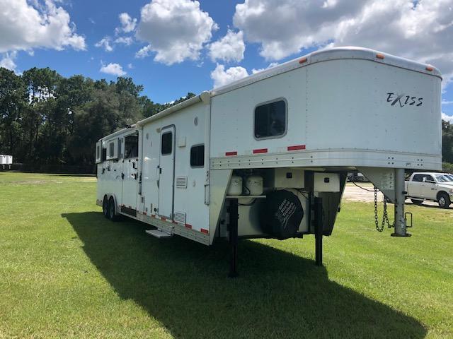 2013 Exiss Trailers 3 plus 1 with 12' lq & slide Horse Trailer 2013 Exiss Trailers 3 plus 1 with 12' lq & slide Horse Trailer