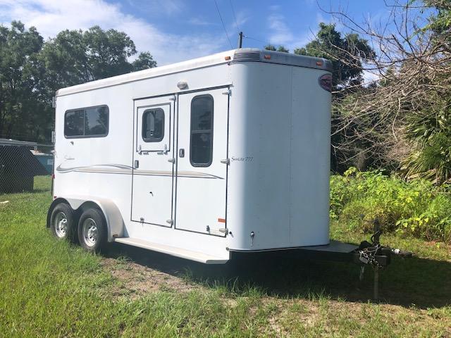 2009 Sundowner Trailers 2 horse straight load model 777 Horse Trailer 2009 Sundowner Trailers 2 horse straight load model 777 Horse Trailer