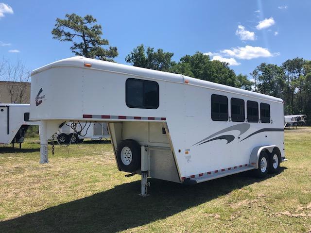2004 Charmac Trailers 4 horse gooseneck Horse Trailer 2004 Charmac Trailers 4 horse gooseneck Horse Trailer