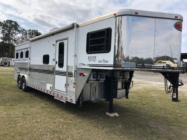 2004 Sundowner Trailers Equine Manor 8 wide 3 horse w/10' lq Horse Trailer 2004 Sundowner Trailers Equine Manor 8 wide 3 horse w/10' lq Horse Trailer