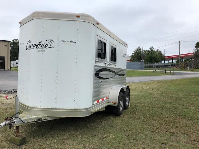 2008 Cherokee Trailers 2 horse slant bumper pull Horse Trailer 2008 Cherokee Trailers 2 horse slant bumper pull Horse Trailer