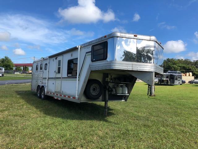 2003 Cato 3 horse straight load w/midtack 12' lq Horse Trailer 2003 Cato 3 horse straight load w/midtack 12' lq Horse Trailer