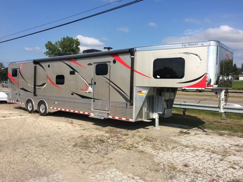 New Sundowner Trailers 39' Aluminum Toy Hauler - Must See! New Sundowner Trailers 39' Aluminum Toy Hauler - Must See!