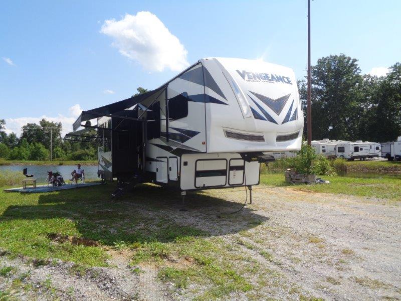 2019 Forest River, Inc Vengeance 381L 2019 Forest River, Inc Vengeance 381L