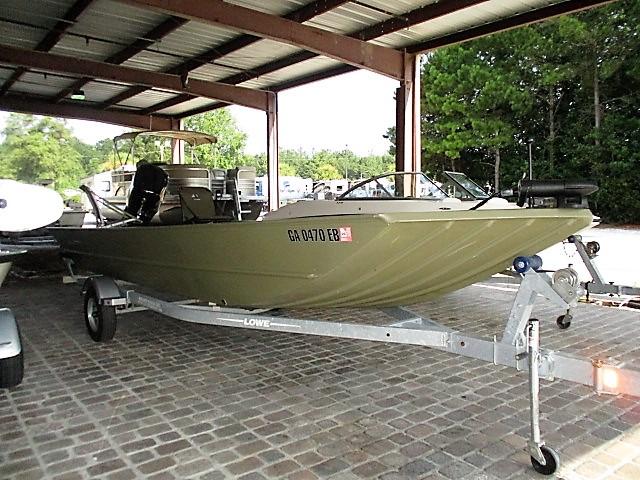 2017 Lowe Boats Lowe 2070 DLX 2017 Lowe Boats Lowe 2070 DLX