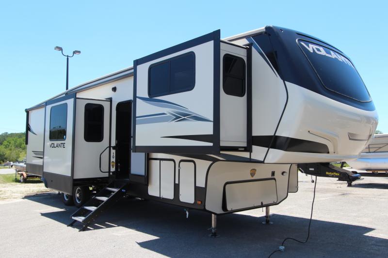 2020 Crossroads Volante 3851FL 2020 Crossroads Volante 3851FL
