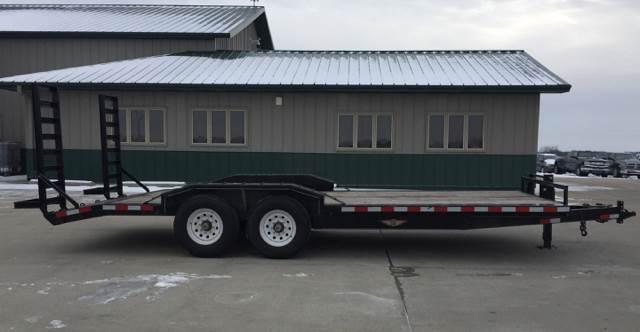 2015 H&H 20' XtraWide Equipment Trailer 2015 H&H 20' XtraWide Equipment Trailer