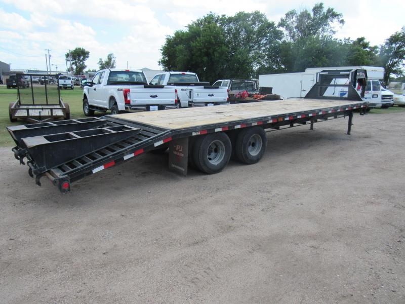 2018 PJ Trailers Classic Flatdeck with Duals Flatbed Trailer 2018 PJ Trailers Classic Flatdeck with Duals Flatbed Trailer