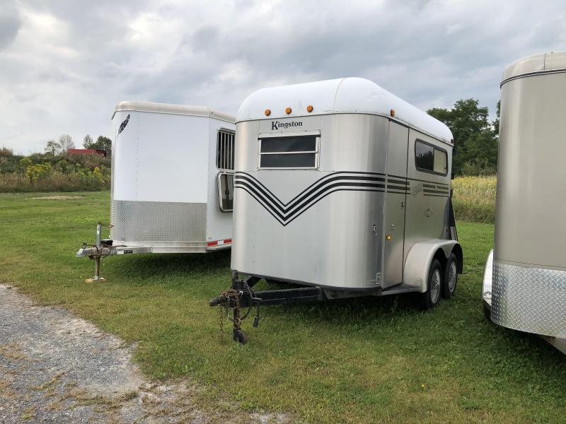 1999 Kingston Trailers Inc. 2 horse BP Horse Trailer 1999 Kingston Trailers Inc. 2 horse BP Horse Trailer