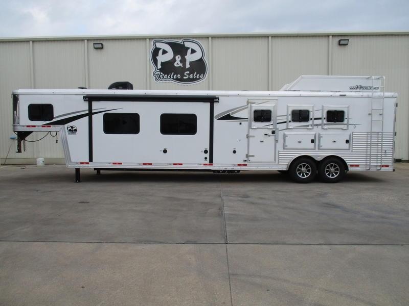 2018 Bison Silverado 8316SVSS 3 Horse 16' Short Wall with 12' Slide-out 2018 Bison Silverado 8316SVSS 3 Horse 16' Short Wall with 12' Slide-out