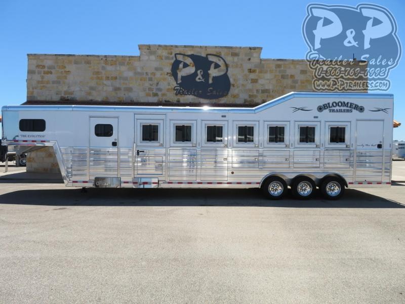 2019 Bloomer 87TRNS 7 Horse Trailer Slant 2019 Bloomer 87TRNS 7 Horse Trailer Slant