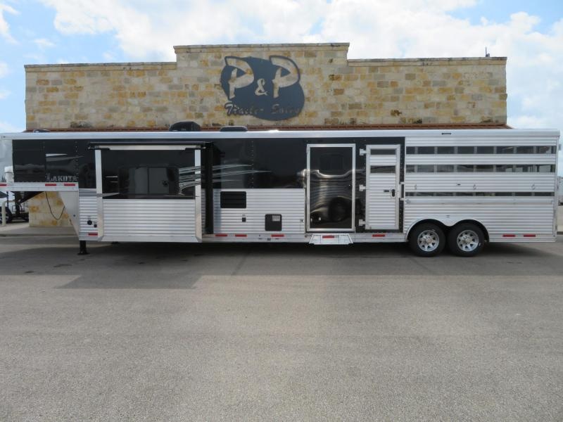 2020 Lakota LE81415SRPT 15 Short wall with 14 Stock Livestock Trailer 2020 Lakota LE81415SRPT 15 Short wall with 14 Stock Livestock Trailer