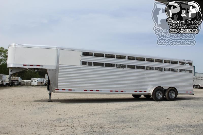 2019 CM Roundup AL 28 68 W x 7' T Livestock Trailer 2019 CM Roundup AL 28 68 W x 7' T Livestock Trailer