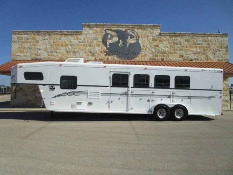 2003 Trails West Sierra Standard 4 Horse Gooseneck 2003 Trails West Sierra Standard 4 Horse Gooseneck
