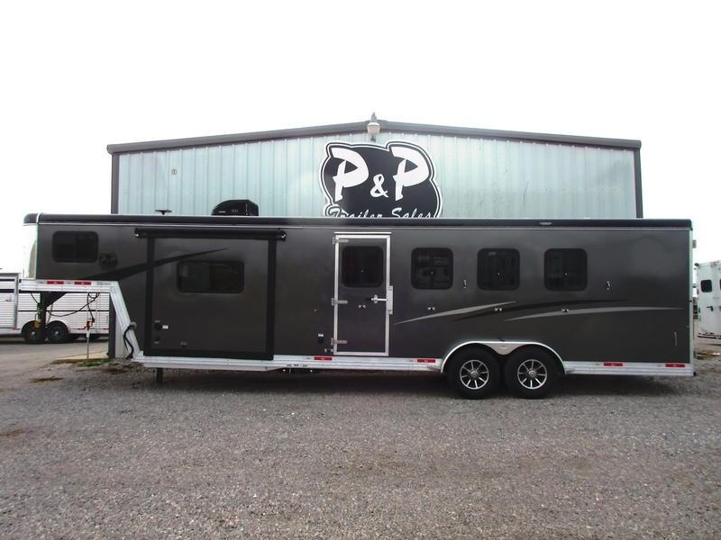 2018 Bison Trail Boss 7409TBSO 4 Horse 9' Shortwall 2018 Bison Trail Boss 7409TBSO 4 Horse 9' Shortwall