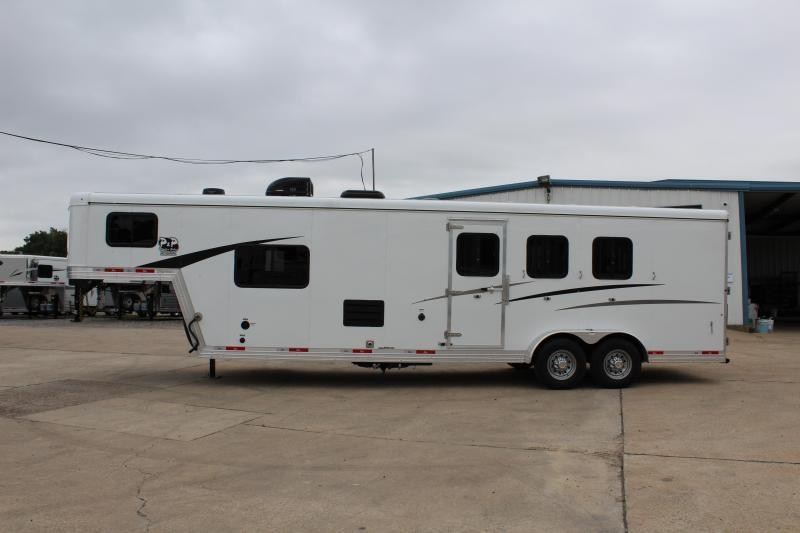 2019 Bison Trailers Trail Boss 7311TB 3 Horse 11 LQ Horse Trailer Slant 2019 Bison Trailers Trail Boss 7311TB 3 Horse 11 LQ Horse Trailer Slant