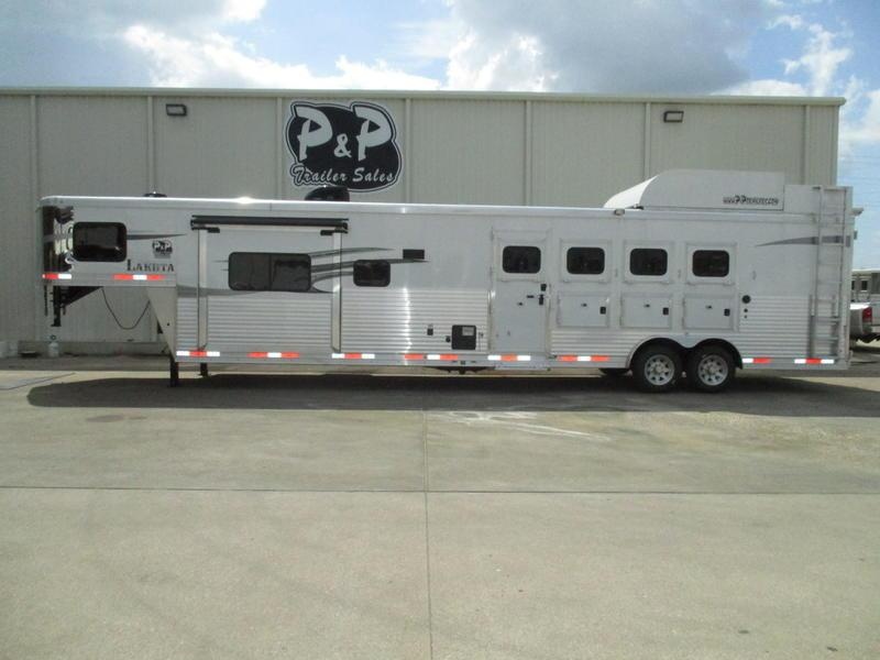 2018 Lakota Trailers C8415RKRSL 4 Horse 15' Shortwall 2018 Lakota Trailers C8415RKRSL 4 Horse 15' Shortwall