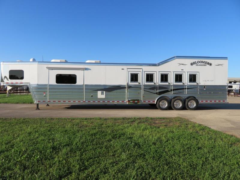2019 Bloomer Trailers 8518PC 5 Horse 18' Short wall 2019 Bloomer Trailers 8518PC 5 Horse 18' Short wall