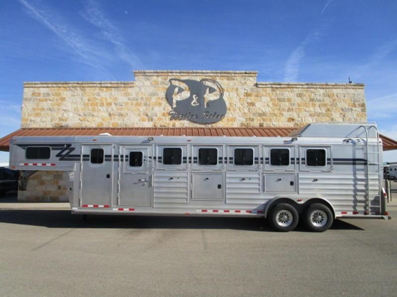 2011 4-Star Trailers 6 Horse Trainers w/ Air Ride 2011 4-Star Trailers 6 Horse Trainers w/ Air Ride