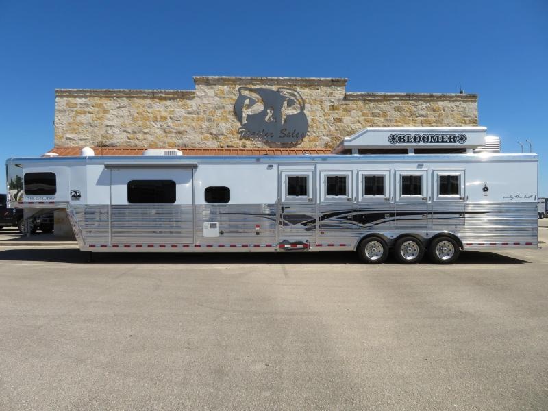 2019 Bloomer 8516PCOL 5 Horse Trailer 16 LQ Slant 2019 Bloomer 8516PCOL 5 Horse Trailer 16 LQ Slant