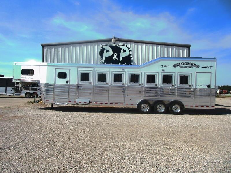 2019 Bloomer Trailers 7 Horse Trainer 2019 Bloomer Trailers 7 Horse Trainer