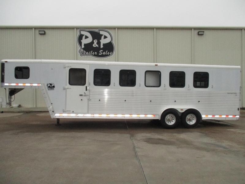 2001 Kiefer Built 6 Horse Trailer 2001 Kiefer Built 6 Horse Trailer